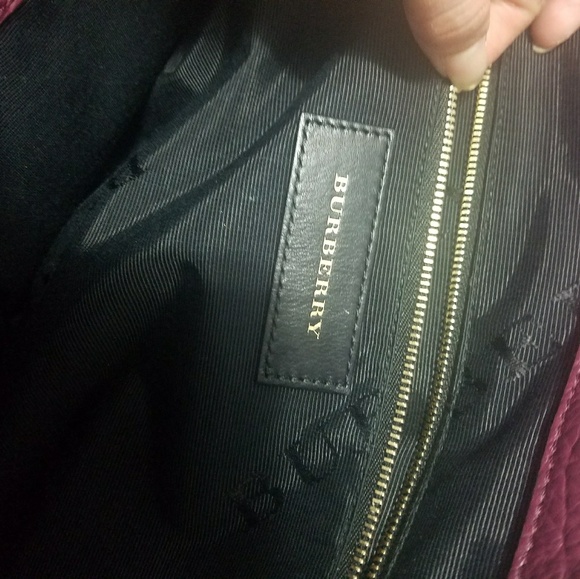 Burberry tote in dark pink - Picture 3 of 7